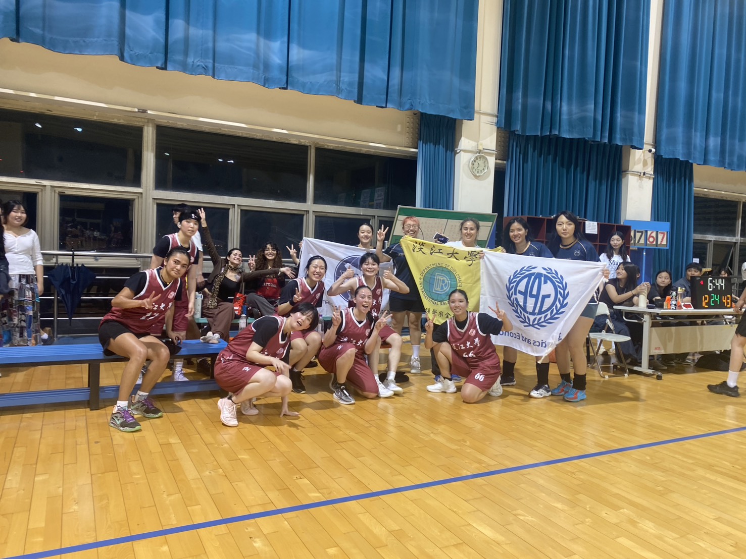 115學年度院際盃女子運動員合照